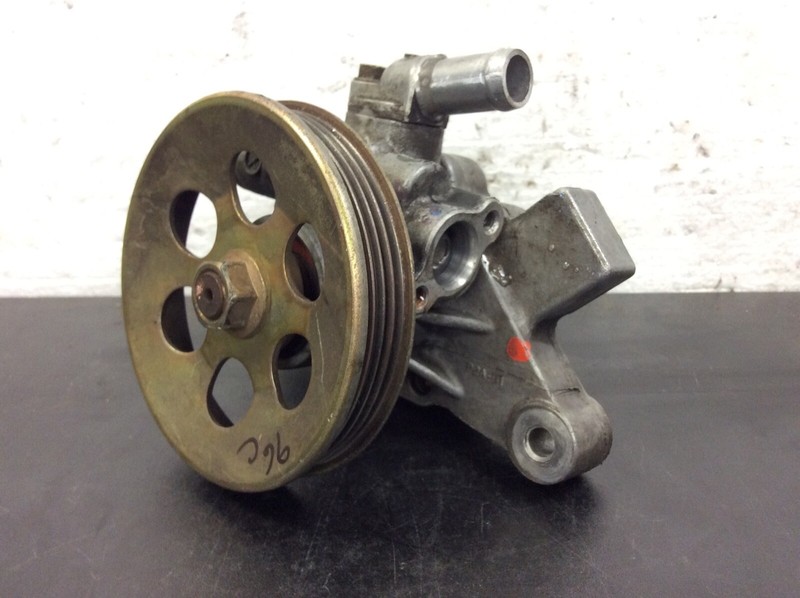 96-00 Civic 1.6L SOHC P/S Power Steering Pump With The Pulley Used OEM