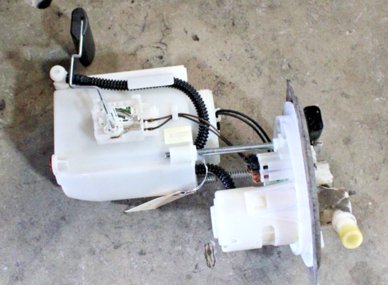 2014-2016 Hyundai Elantra Electrical Gas Fuel Pump Assembly H4XZB