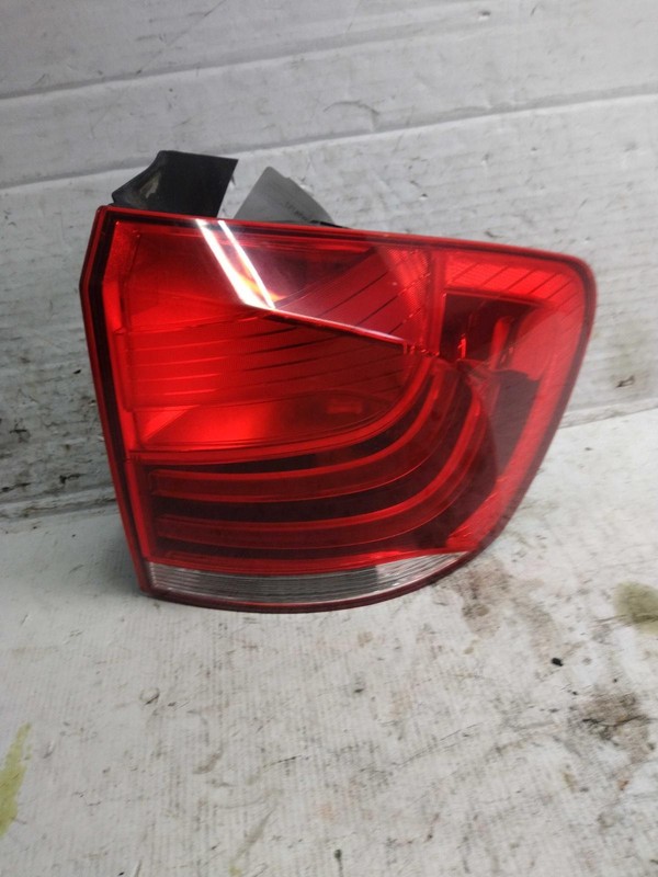 2015 BMW X1 Right Tail Light Assembly White OEM 37539 Used 107K Miles