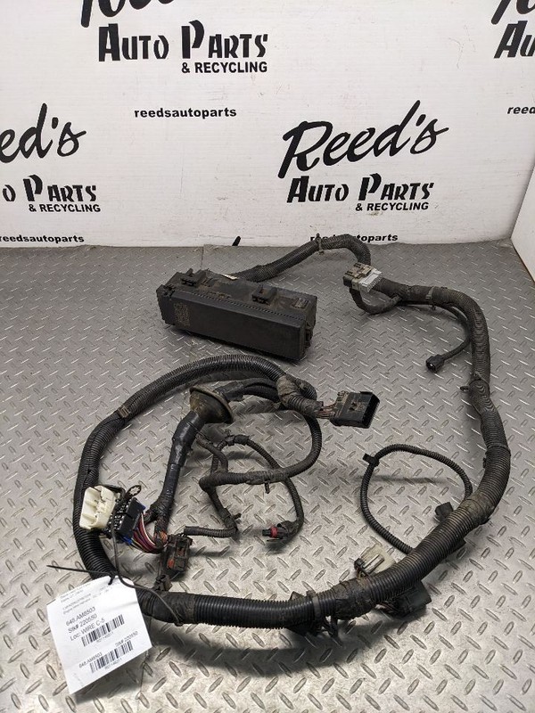 2003 Wrangler 4.0L 4wd Fuse Box Wire Harness 1149311