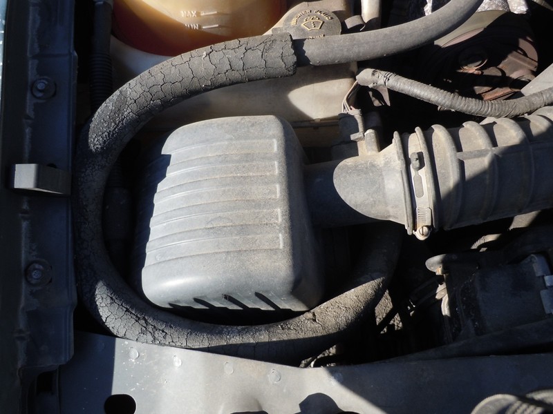 2004-2011 Ford Ranger 3.0L 2.3L Air Cleaner Housing Box OEM