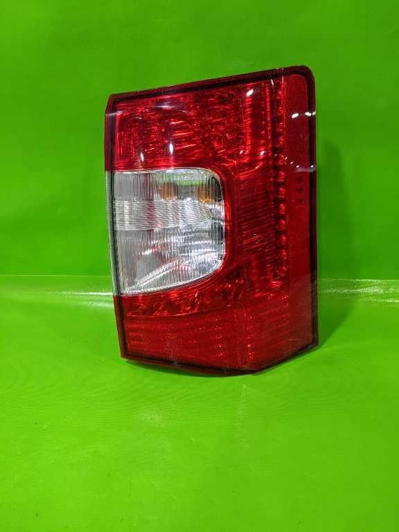 11-16 TOWN & COUNTRY PASSENGER RIGHT TAILLIGHT LAMP OEM 4371-66