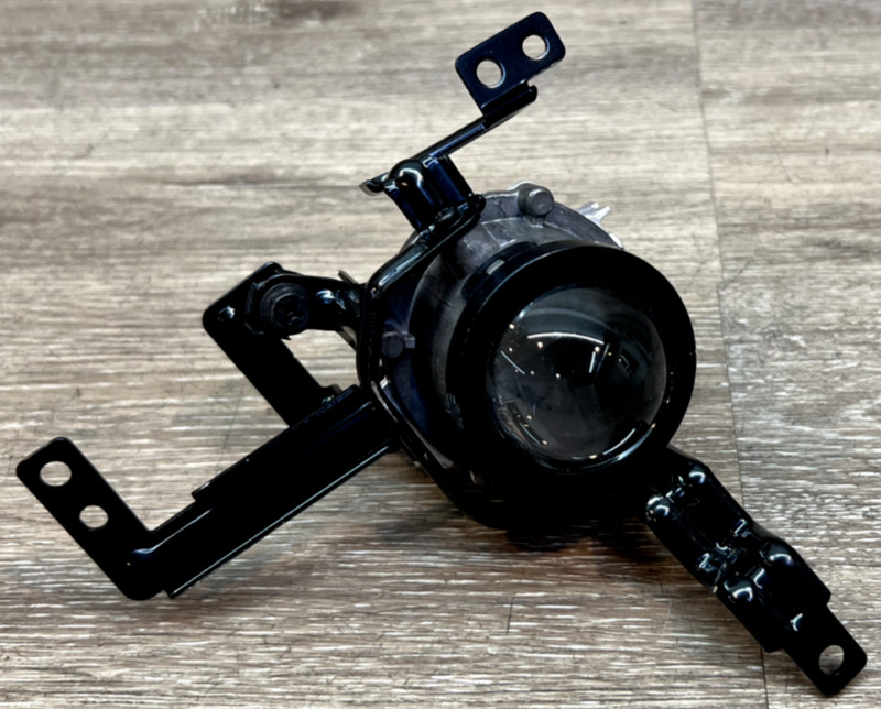 2017 - 2018 Kia Sportage LH Fog Light ASSY OEM 92201/2-D9