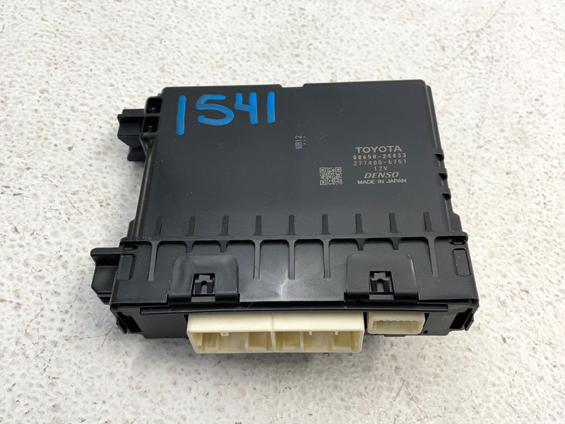 18 19 20 Lexus RC300 AC Air Temperature Climate Control Module Unit 1541 OEM
