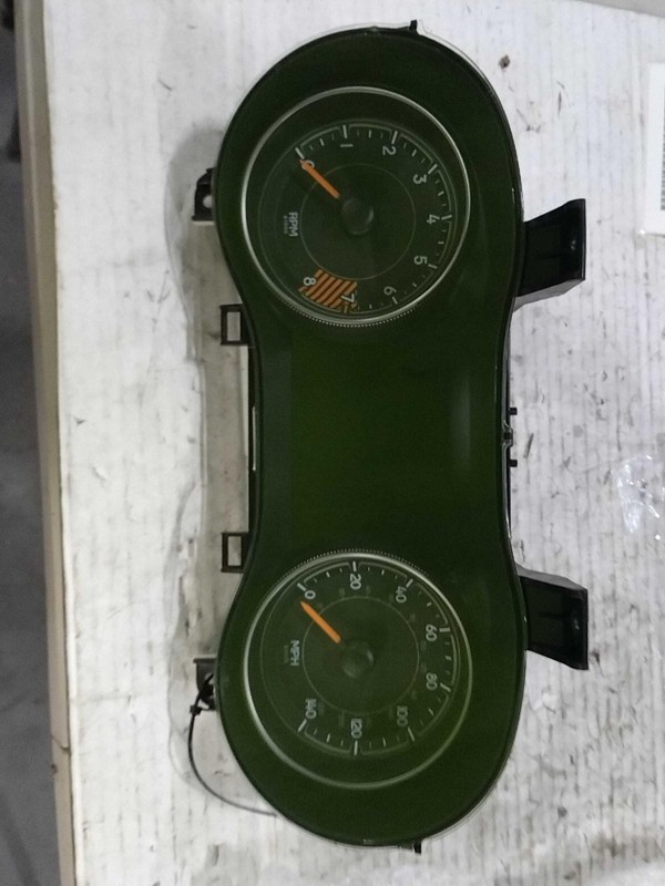 2015 Jeep Cherokee Speedometer Gauge OEM Grey 140 MPH 3.2L 91000 Miles