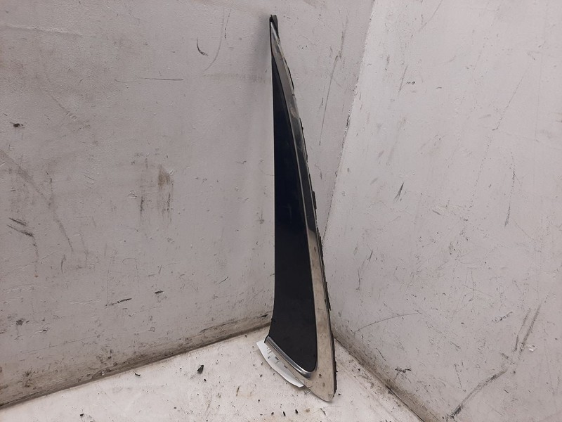 15 TOYOTA CAMRY REAR DRIVER LEFT QUARTER PANEL WINDOW TRIM CHROME