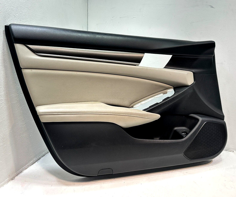 2018 Honda Accord Front Left Driver Door Trim Panel *NH882L* OEM