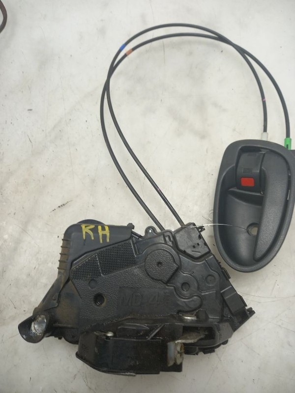 08 TOYOTA YARIS PASSENGER RIGHT LOCK ACTUATOR MANUAL
