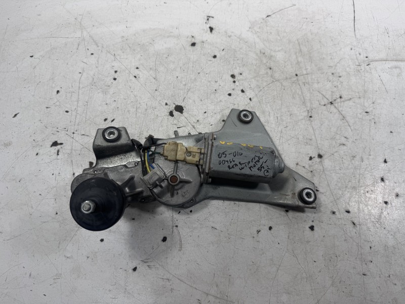 05-010 Honda Odyssey Rear Wiper Motor OEM
