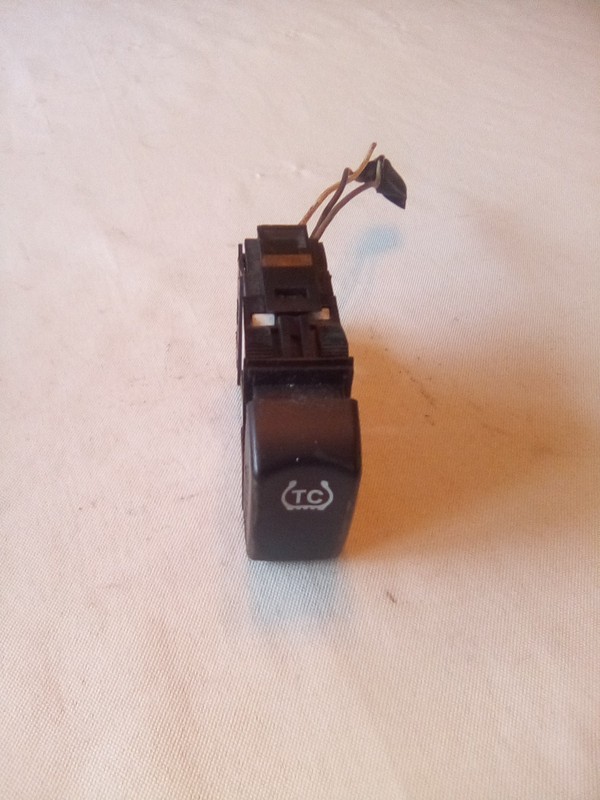 Peterbilt P27-1177-002 Traction Control Switch W/Connector