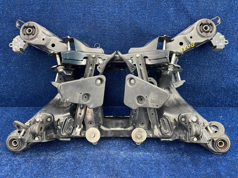 2014–2017 INFINITI Q50 2.0L Turbo REAR SUBFRAME CROSSMEMBER SUSPENSIONOEM
