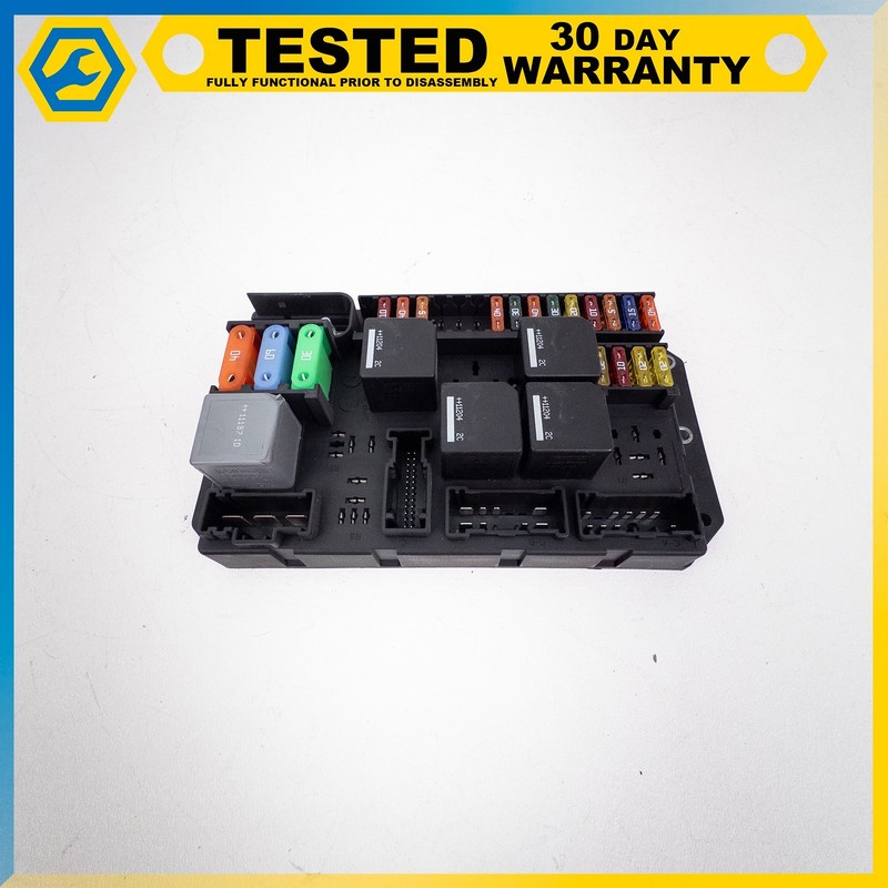 10-19 JAGUAR XJ REAR TRUNK BOOT FUSE RELAY MODULE OEM