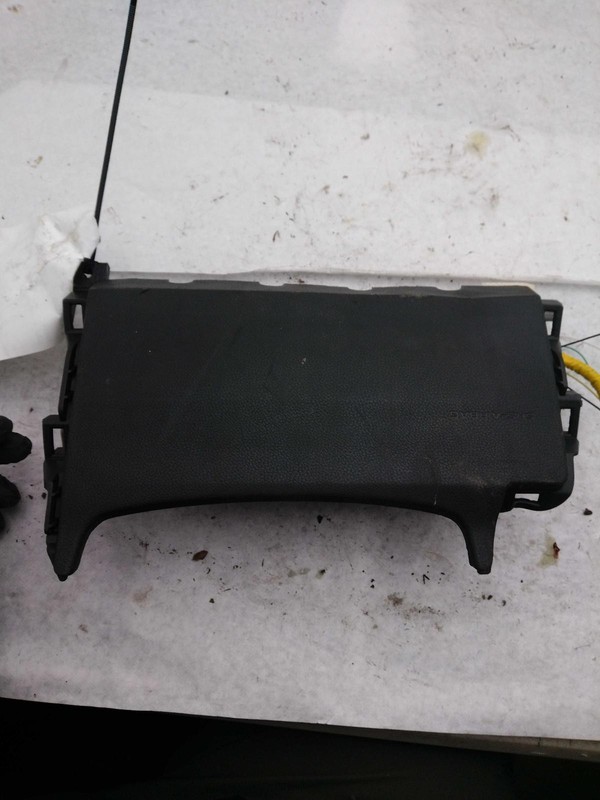 2019 Subaru Impreza Instrument Panel Air Bag Red Driver Knee 643255 Used