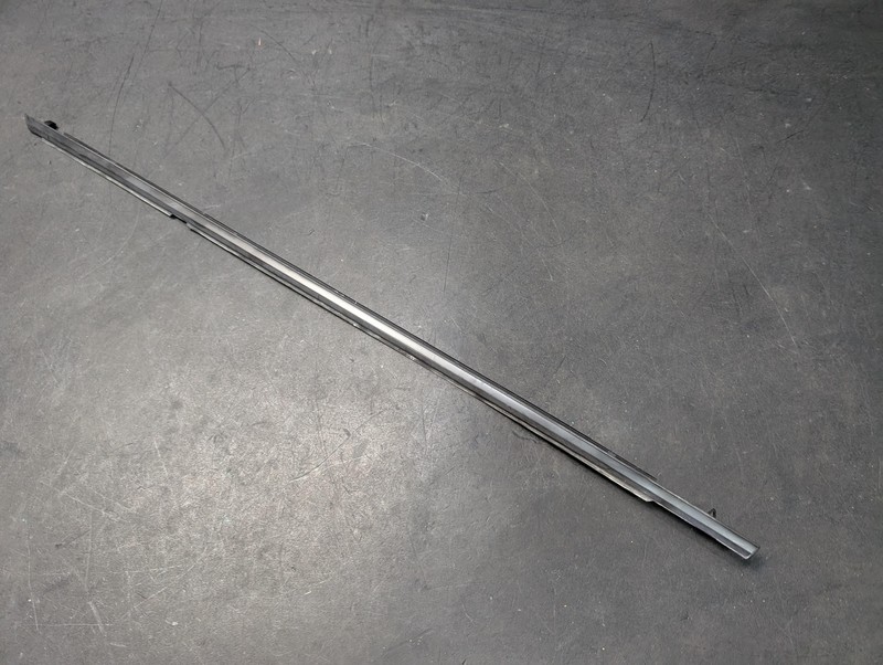 Rear Left Door Window Belt Molding 2020 Toyota RAV4 75740-0R050 2019 2021 - 2024