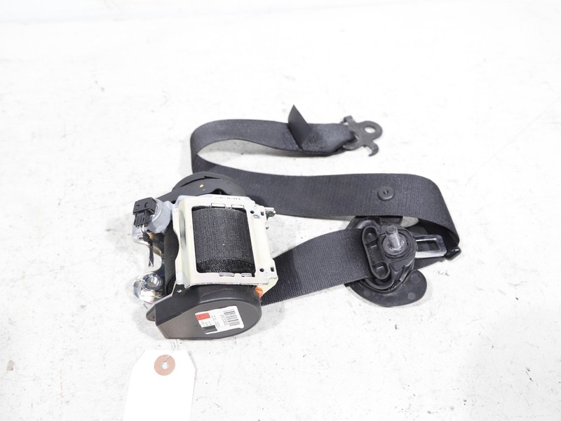 Used BMW Front Left Seat Belt Retractor OEM 618120900 618120800 Black F10