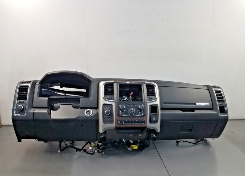 2018 Ram 3500 Laramie DRW Diesel 4x4 Dash Panel Assembly 47K Miles #5222 V10