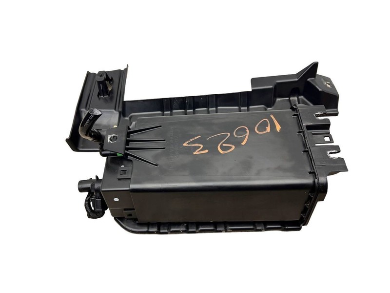 2013-2019 Ford Explorer Evap Charcoal Canister