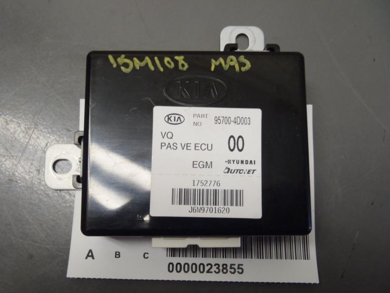 Driver Assist Backup Warning Control Module Fits 2006-2012 Kia Sedona 61042