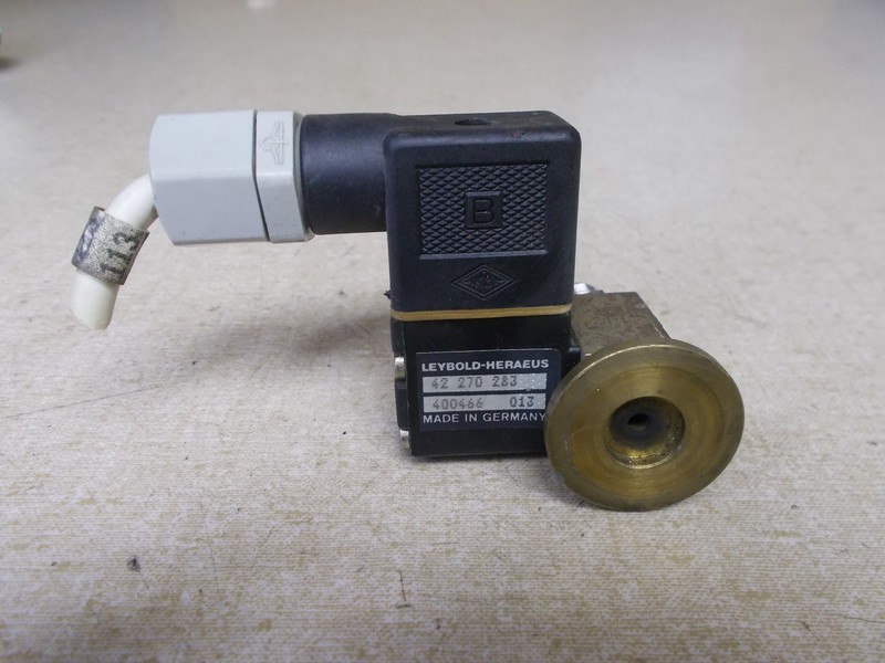 Leybold-Heraeus 42207 283 Valve Body 400466 *FREE SHIPPING*