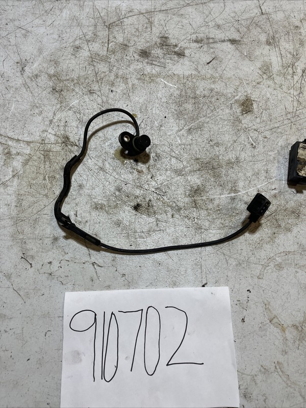 1996-1999 BMW ENGINE CRANKSHAFT POSITION SENSOR 12141247622 OEM