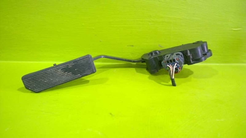 08 09 10 11 12 E350SD GAS ACCELERATOR PEDAL OEM 3456-8