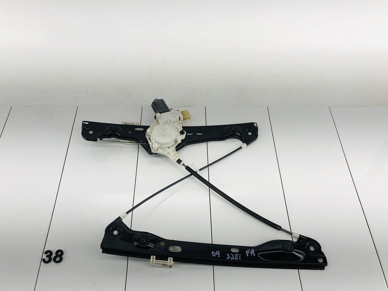 09-12 BMW 328I E90 FRONT RIGHT PASSENGER SIDE DOOR WINDOW REGULATOR W/ MOTOR OEM