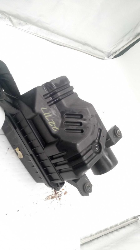 2013 Hyundai Elantra Air Cleaner Assembly OEM Brown 1.8L 100k Miles