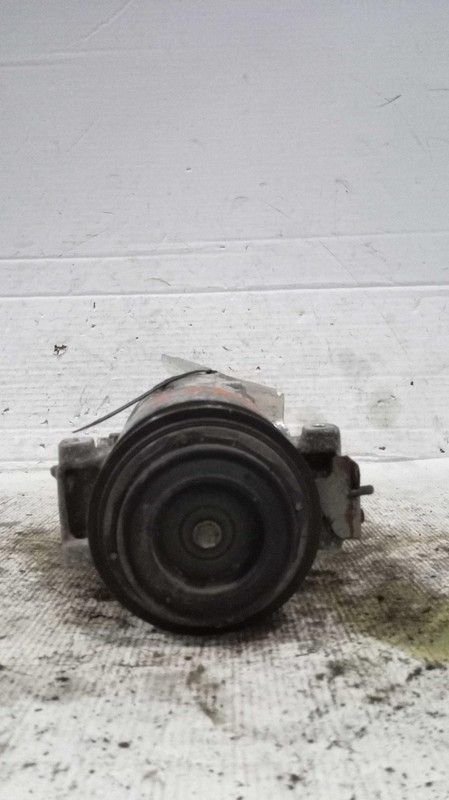 2016 Jeep Renegade A/C Compressor OEM 68245074AA 119K Miles White