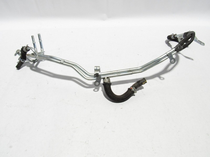 Lexus LS460 2016 4.6L High Pressure Fuel Pump Hose Pipe Line Tube 13-17 *:O