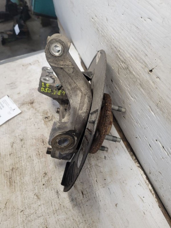 Driver Left Front Spindle/Knuckle Opt JL9 Fits 06-11 DTS 1670094