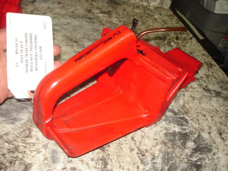 Solo 667throttle gas tank chainsaw part only bin 221 #3