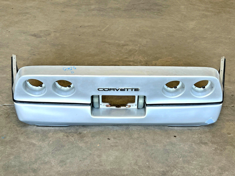 ⭐1984-1990 CHEVROLET CORVETTE C4 REAR BUMPER COVER SILVER ASSEMBLY OEM LOT2565