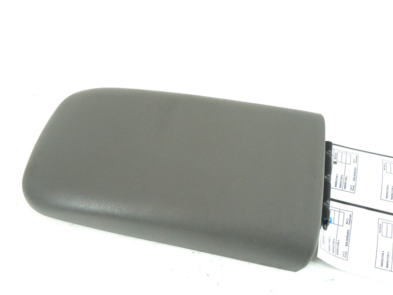 2000 2002 GMC Envoy Center Console Arm Rest Lid Cover OEM