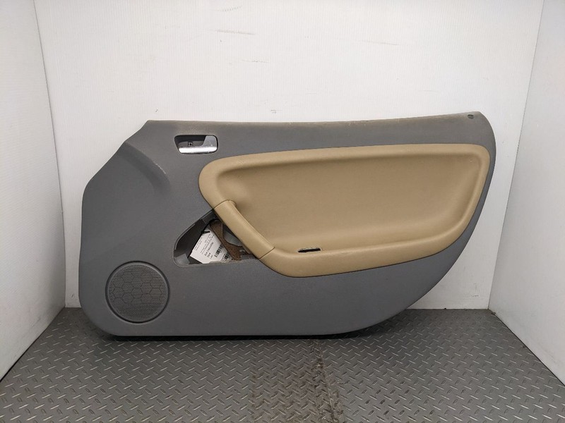06-10 Pontiac SolsticeRight Passenger Front Door Trim Panel 1171609