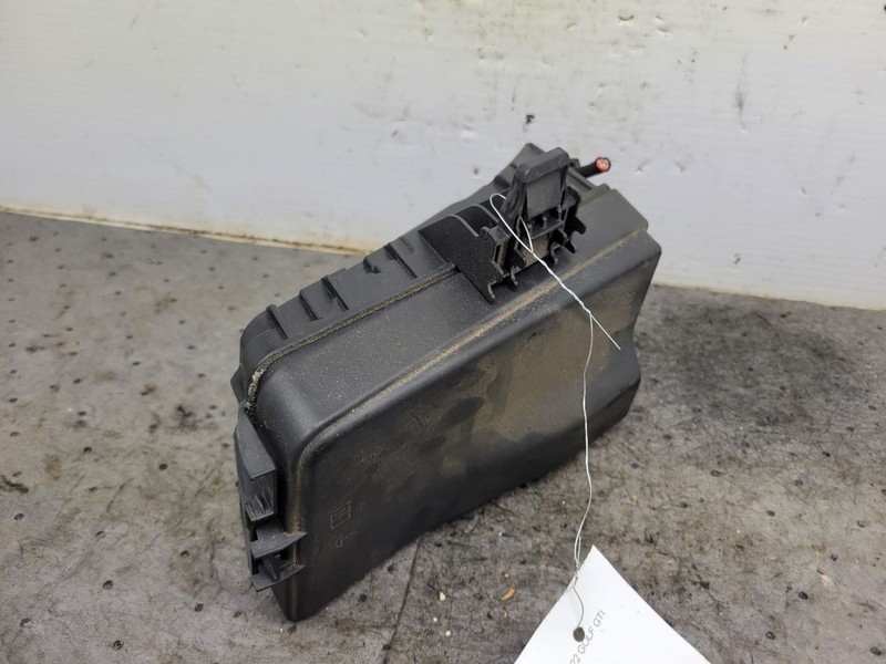 Fuse Junction Box Engine Compartment Fits 22-24 AUDI A3 1711373