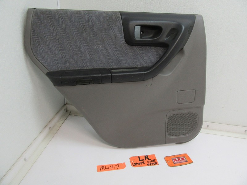 REAR BACK DOOR PANEL LEFT DRIVER COVER ARM REST PULL HANDLE for 98-02 FORESTER