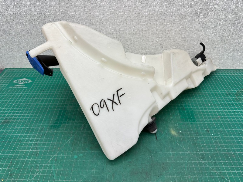 09-11 JAGUAR XF X250 WINDSHIELD WIPER WASHER FLUID RESERVOIR TANK OEM