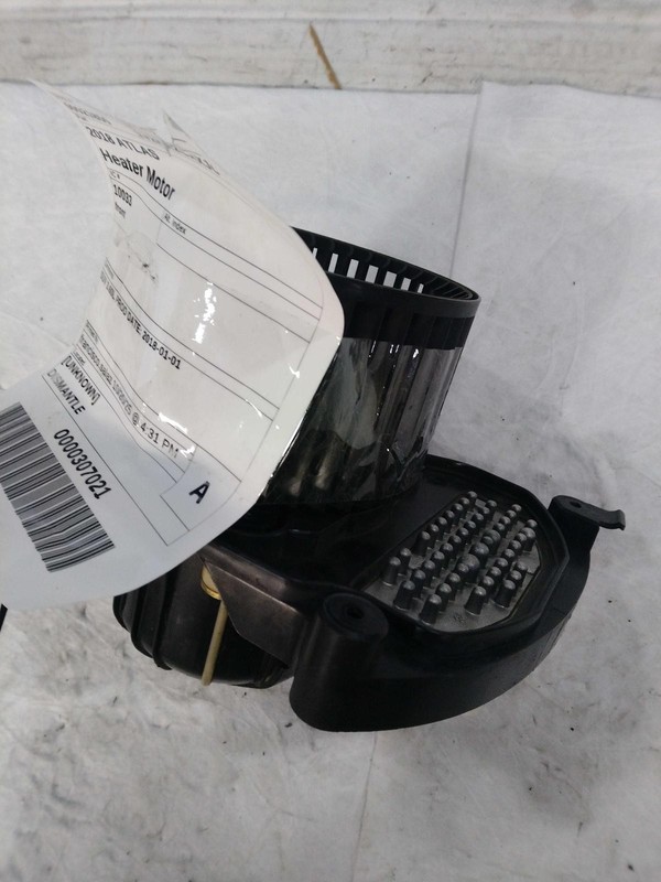 2018 Volkswagen Atlas HVAC Blower Motor OEM Silver 102K Miles - Tested