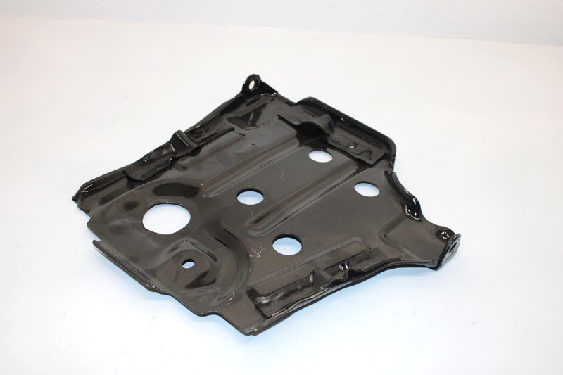 92 Suzuki Quadrunner 230 Lt230eOem Skid Plate 42510-35B00 42510-25C01 AS2