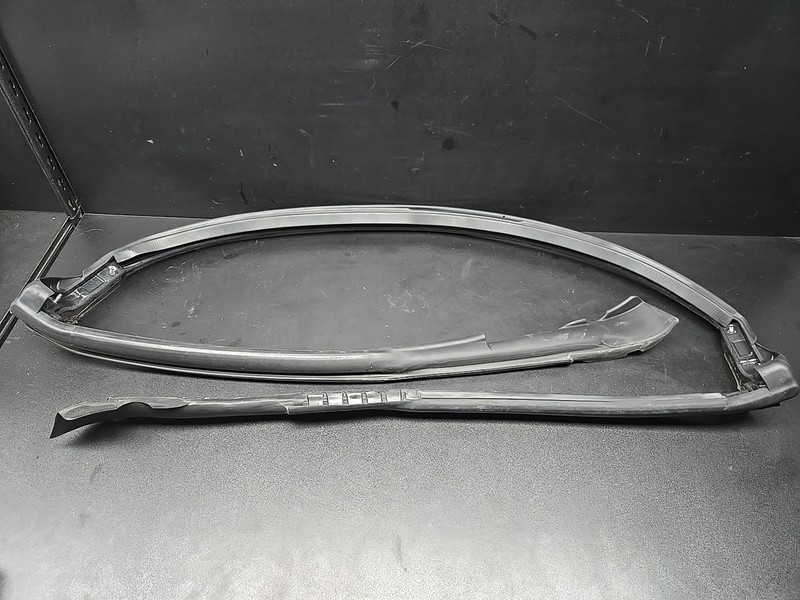 09-2015 INFINITI G37 Q60 CONVERTIBLE FRONT WINDSHIELD ROOF TOP WEATHER SEAL OEM