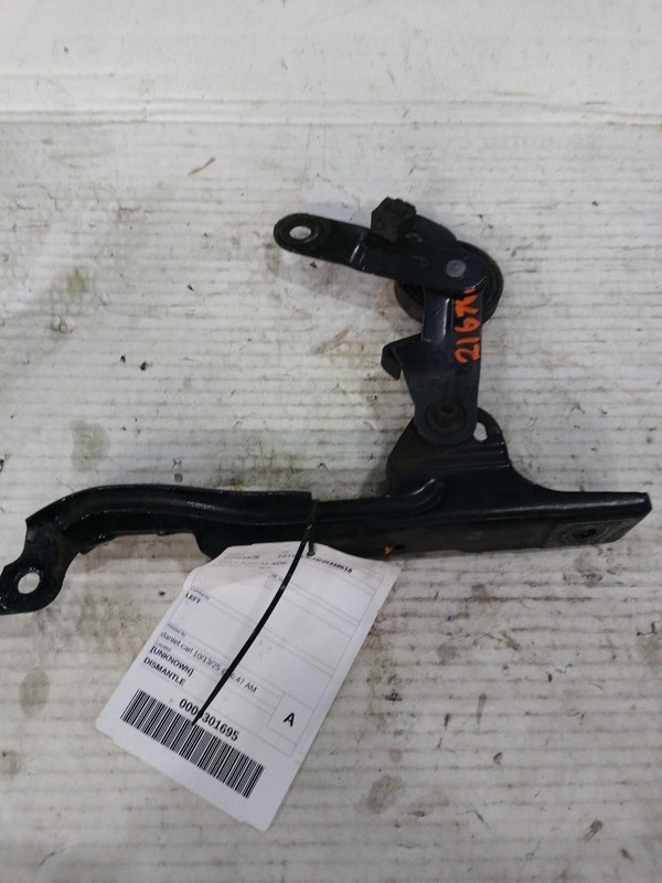 2017 Cadillac Escalade Left Hood Hinge Black 5694854 Used 95K Miles