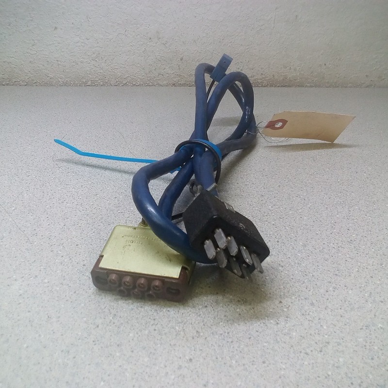 Winchester Electronics Connector (HOOD A-7-H-23)