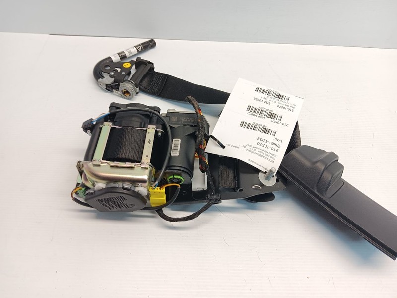 MERCEDES C GLC CLASS Seat Belt Front Right Passg RH Black A2058608000 19 23 OEM