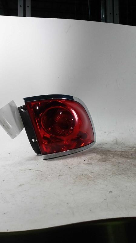 2011 BUICK ENCLAVE Left Tail Light Assembly GOLD OEM 193496 135K Miles