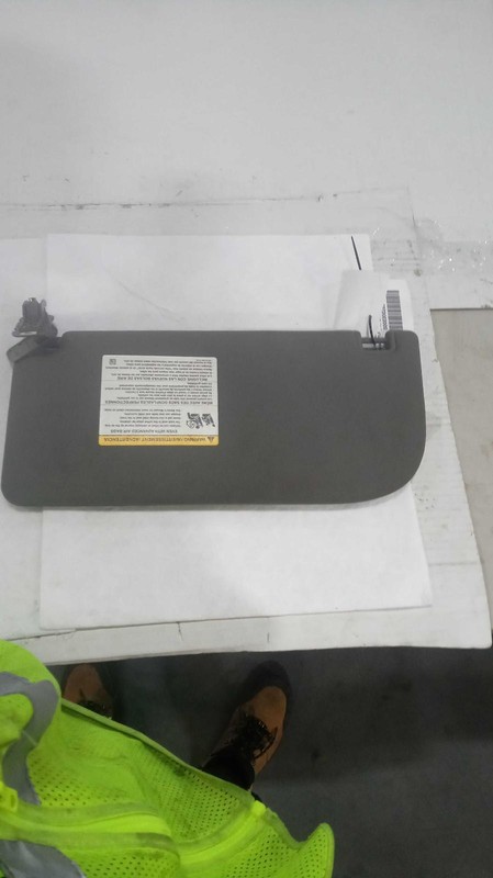 2016 Ford F150 Pickup White Sun Visor OEM Used 118243 2DR PU 121K Miles