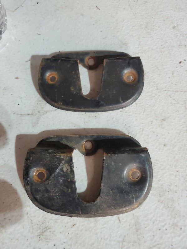 1947 48 49Chevy Fleetmaster striker bolt trim plate 2 door