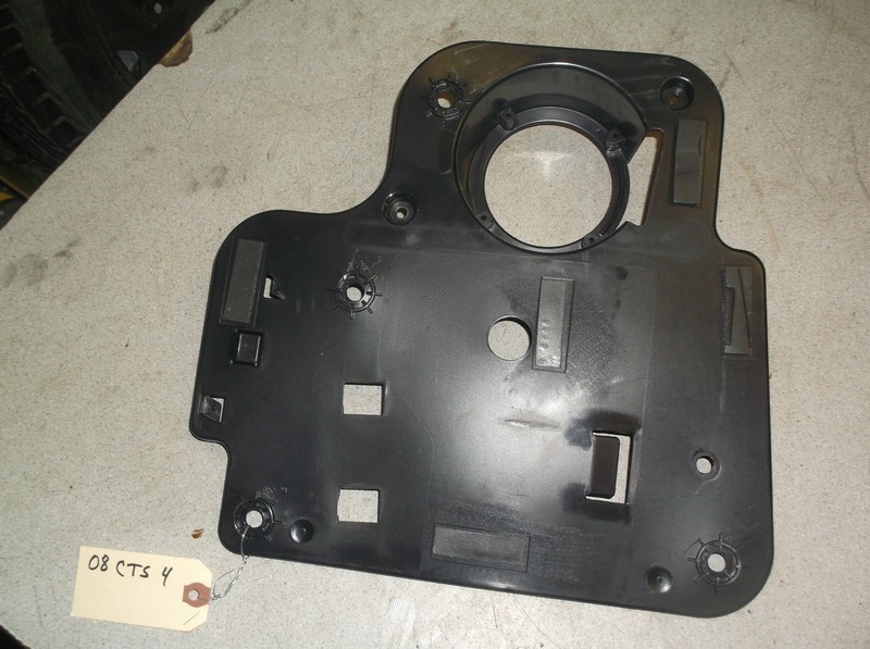 2008 Cadillac CTS 4 PPD 25918601 1GA0601900 22759A Bracket R/WDO RNL LH Side