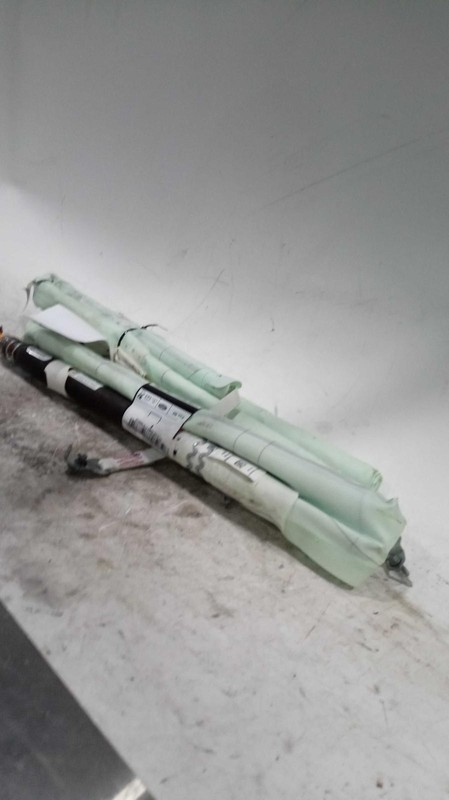 Used Right Curtain Air Bag fits: 2016 Land rover Discovery sport front passenger