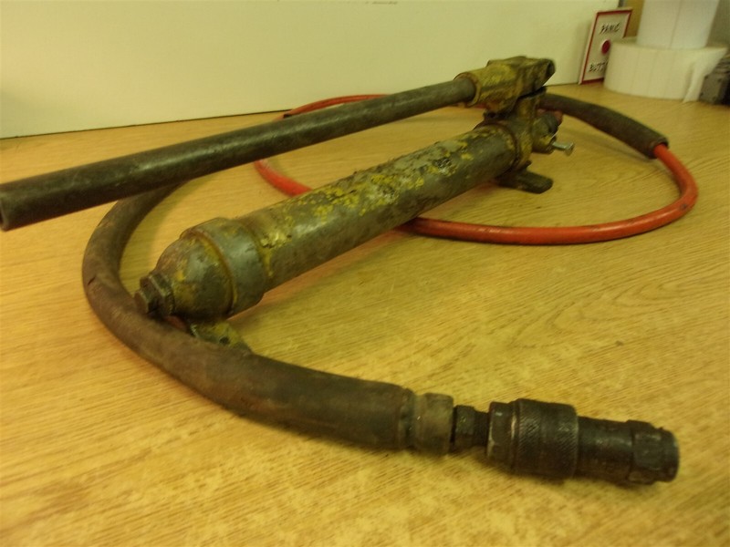 Enerpac Hydraulic Power Hand Pump with Hose *FREE SHIPPING*