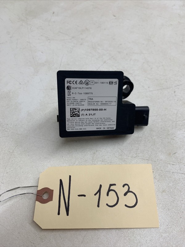 17-22 TESLA MODEL 3 REAR BUMPER BODY CONTROL MODULE UNIT OEM 153 B123